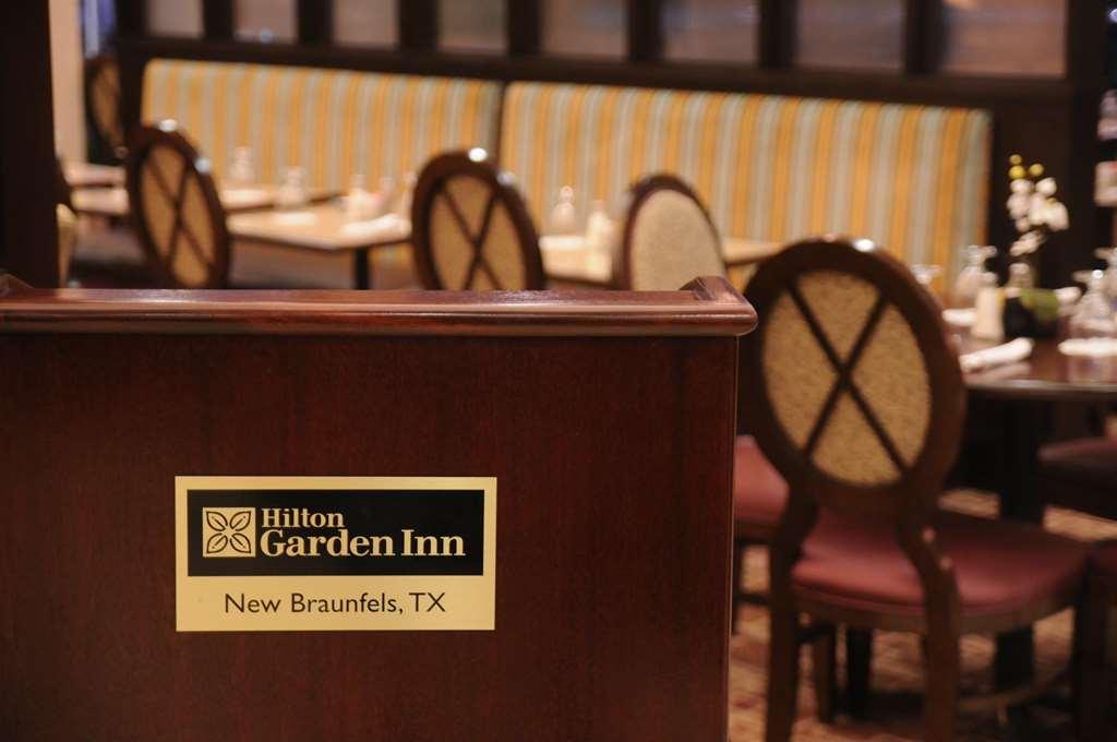 Hilton Garden Inn Нью Браунфелс Ресторан фото