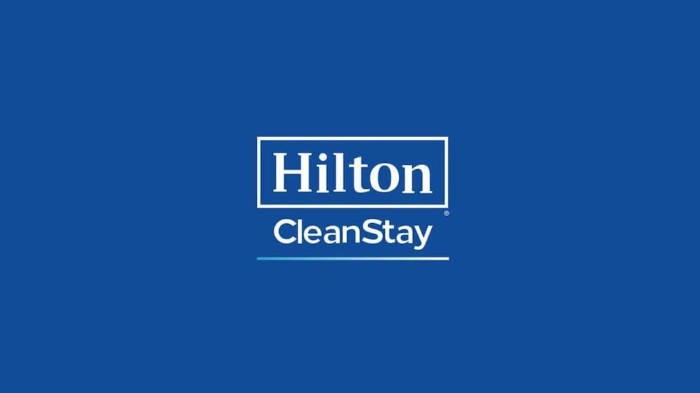 Hilton Garden Inn Нью Браунфелс Экстерьер фото